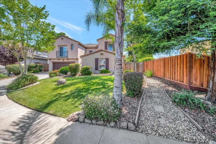 108 Starwood Court, Roseville, California 95747