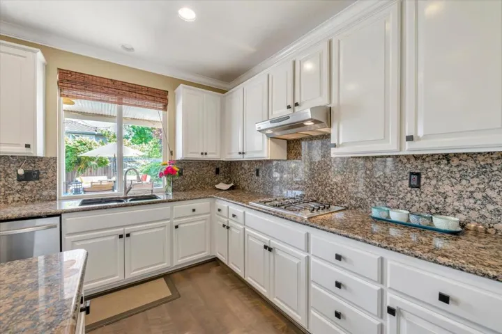 108 Starwood Court, Roseville, California 95747