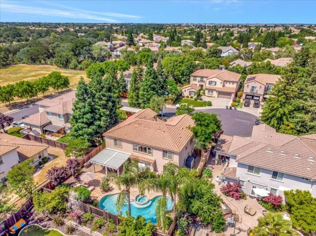 108 Starwood Court, Roseville, California 95747