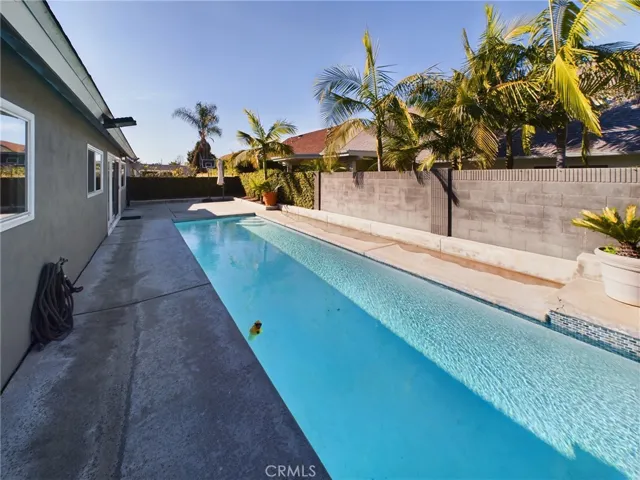 4201 Via Verde, Cypress, California 90630