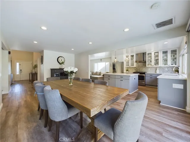 4201 Via Verde, Cypress, California 90630