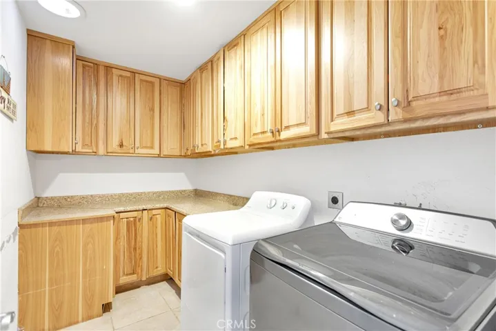 16192 Molino Drive, Victorville, California 92395