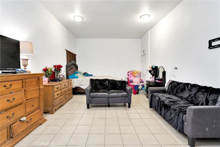 16192 Molino Drive, Victorville, California 92395