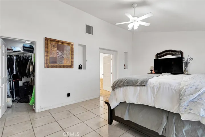 16192 Molino Drive, Victorville, California 92395