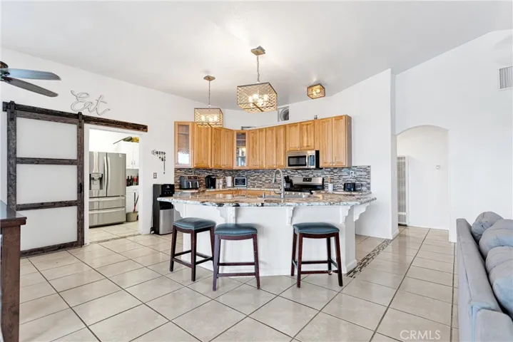 16192 Molino Drive, Victorville, California 92395