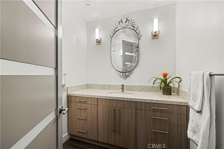 23825 Terrace View Drive, Newhall, California 91321