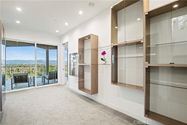 23825 Terrace View Drive, Newhall, California 91321