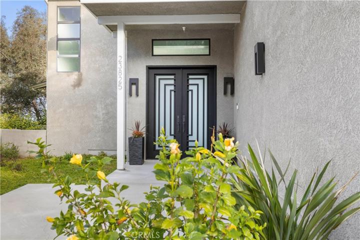 23825 Terrace View Drive, Newhall, California 91321