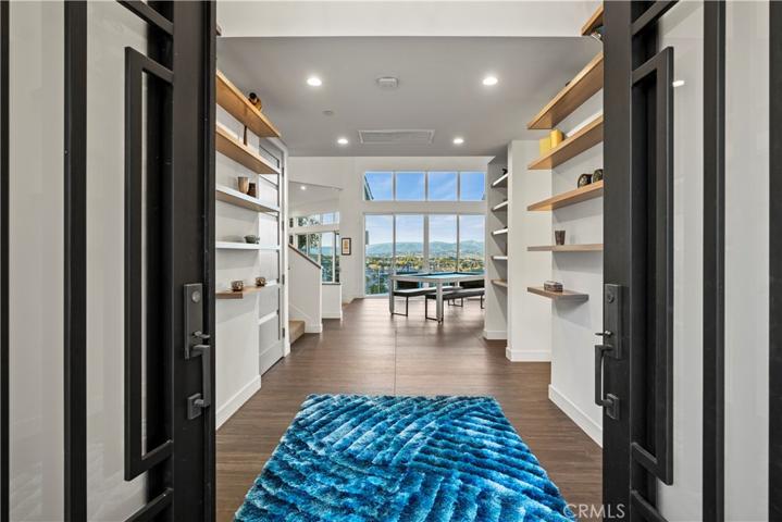 23825 Terrace View Drive, Newhall, California 91321