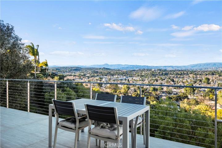 23825 Terrace View Drive, Newhall, California 91321