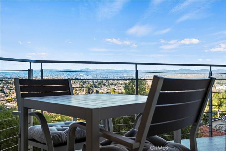 23825 Terrace View Drive, Newhall, California 91321