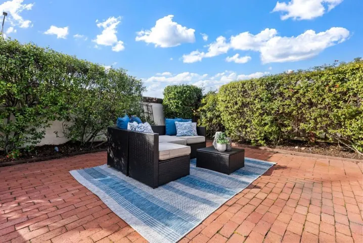 819 Spruance Lane, Foster City, California 94404