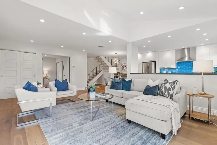819 Spruance Lane, Foster City, California 94404