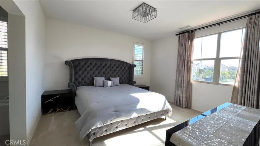 113 Henson, Irvine, California 92620