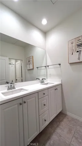 113 Henson, Irvine, California 92620