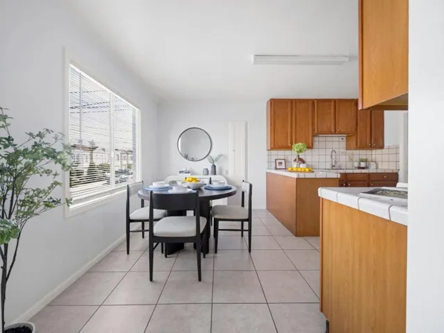 2405 41st Avenue, San Francisco, California 94116