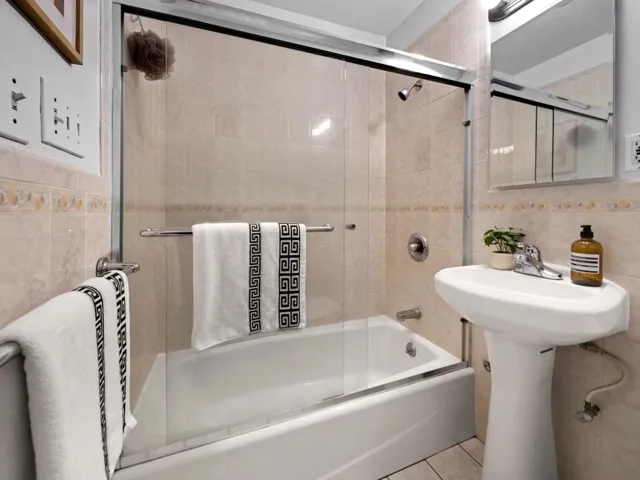 2405 41st Avenue, San Francisco, California 94116