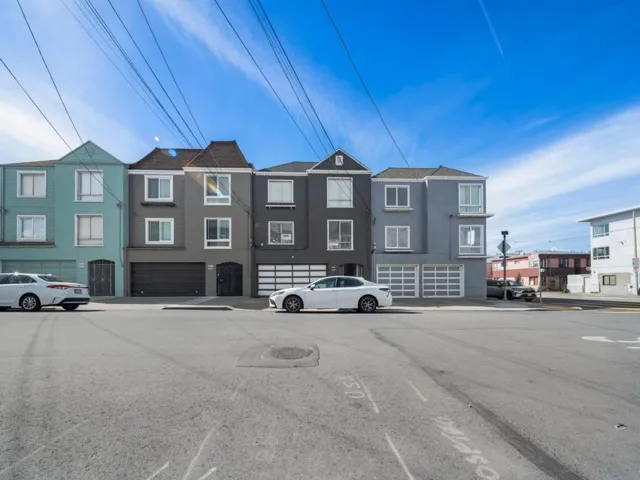 2405 41st Avenue, San Francisco, California 94116
