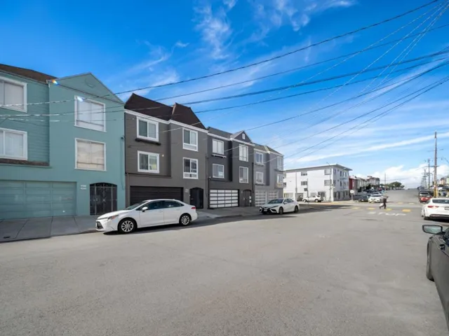 2405 41st Avenue, San Francisco, California 94116