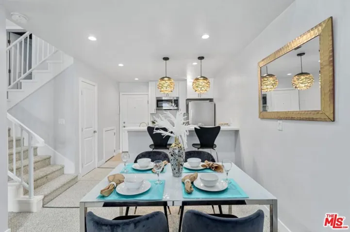 10982 Roebling Avenue 521, Los Angeles, California 90024