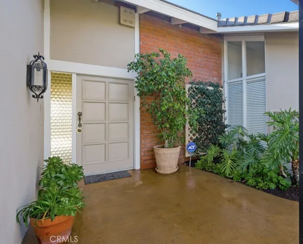 1965 Vista Del Oro, Newport Beach, California 92660
