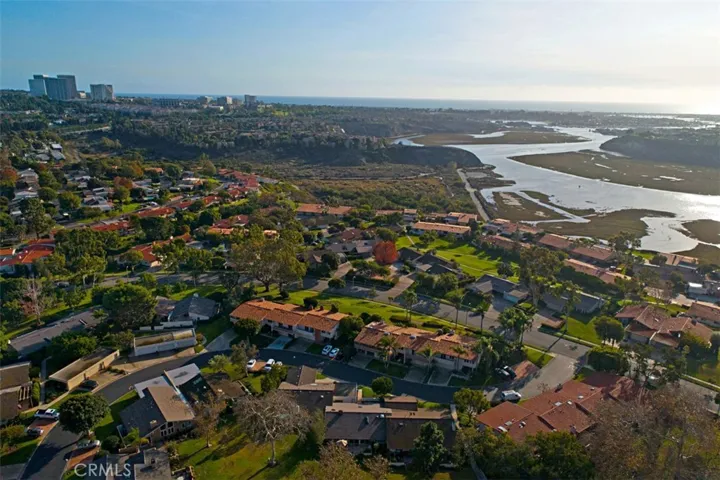 1965 Vista Del Oro, Newport Beach, California 92660
