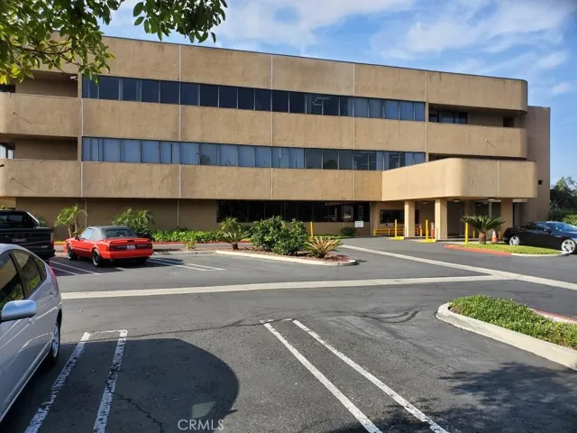 9042 Garfield Avenue, Huntington Beach, California 92646