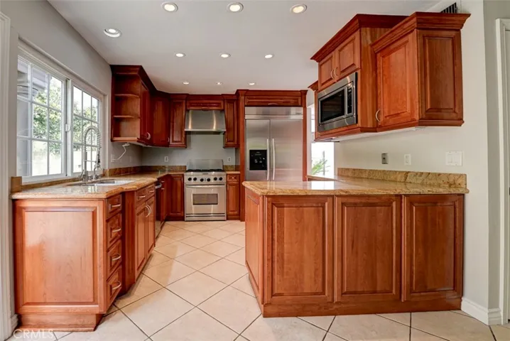 1019 Fuchsia Circle, Placentia, California 92870