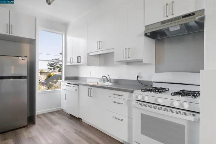 411 W Richmond Ave, Richmond, California 94801