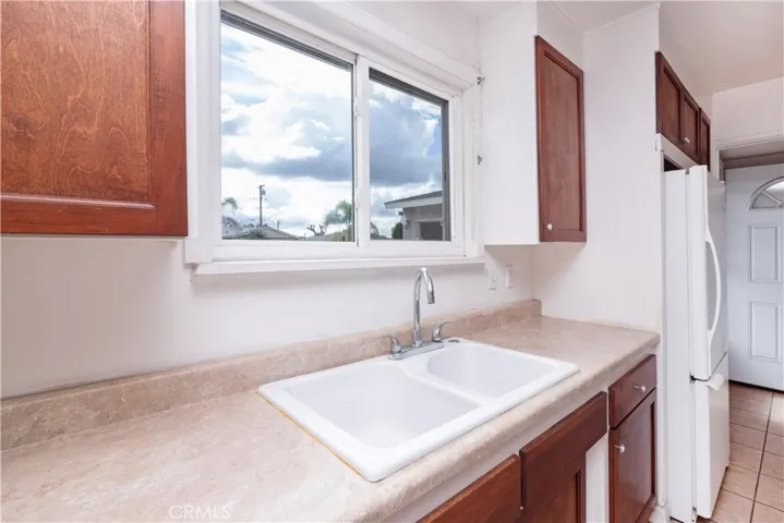 427 East Nubia, Covina, California 91722