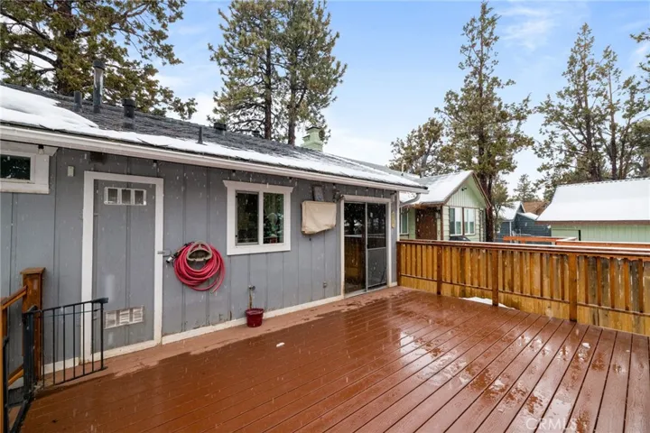 657 Los Angeles Avenue, Sugarloaf, California 92386