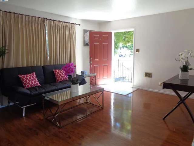 13547 Bancroft Ave 15, San Leandro, California 94578