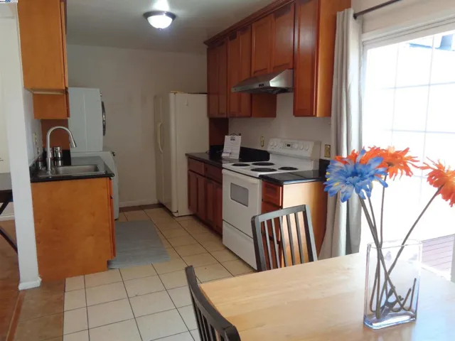 13547 Bancroft Ave 15, San Leandro, California 94578