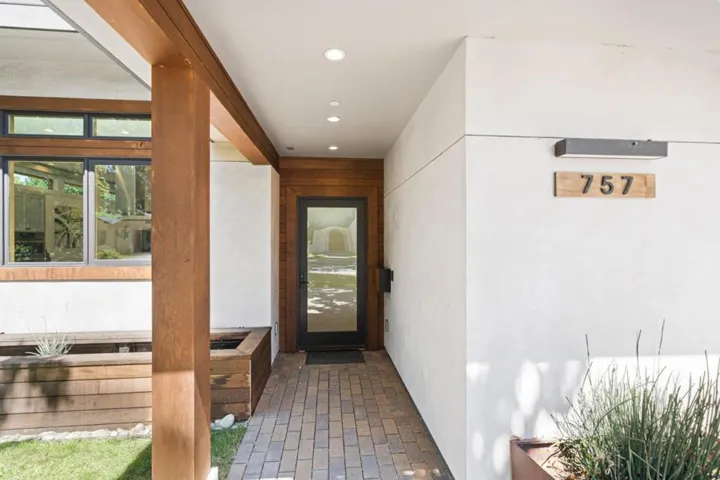 757 Moreno Avenue, Palo Alto, California 94303