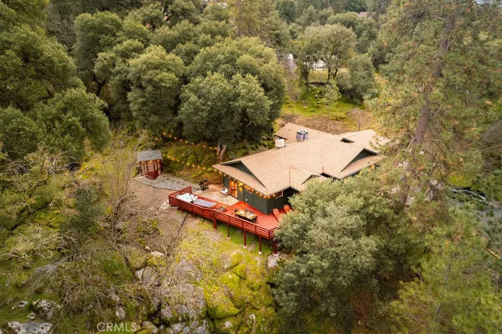 39623 Pierce Lake Drive, Oakhurst, California 93644