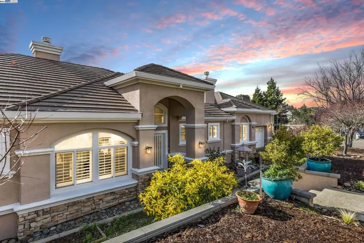1071 Sunrise Ridge Dr, Lafayette, California 94549