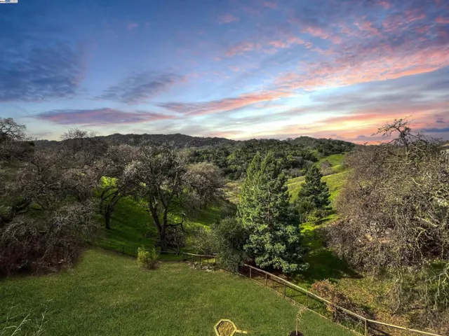 1071 Sunrise Ridge Dr, Lafayette, California 94549