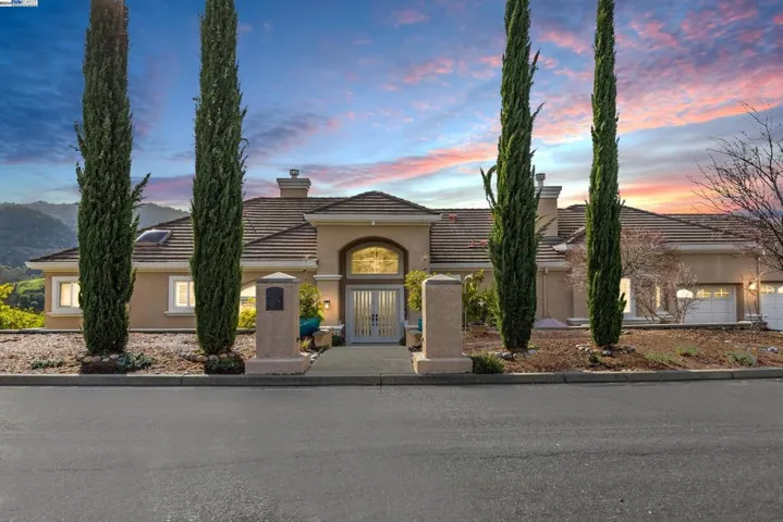 1071 Sunrise Ridge Dr, Lafayette, California 94549