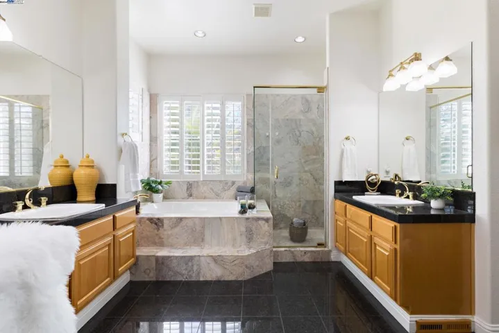 1071 Sunrise Ridge Dr, Lafayette, California 94549