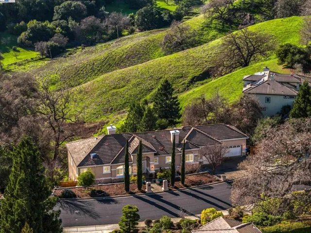 1071 Sunrise Ridge Dr, Lafayette, California 94549