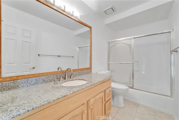 Hallway bath
