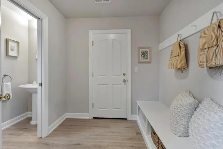 16171 Short Road, Los Gatos, California 95032