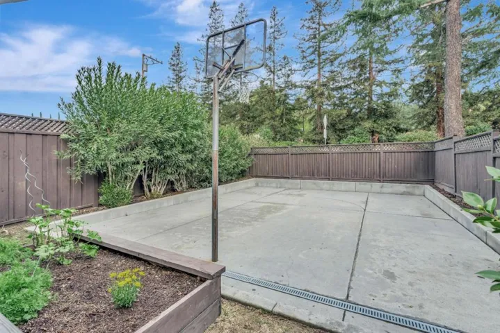 16171 Short Road, Los Gatos, California 95032