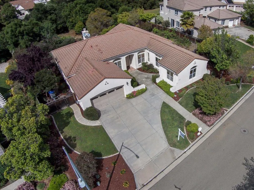 2713 Scenic Meadow Court, San Jose, California 95135 home-pic-0