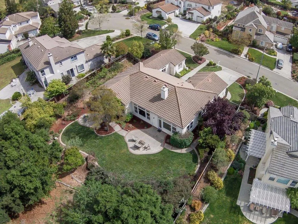 2713 Scenic Meadow Court, San Jose, California 95135 home-pic-2