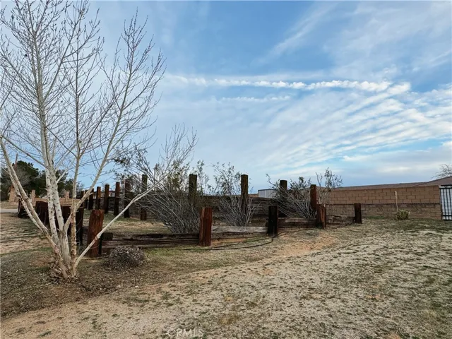 18785 Valencia Court, Hesperia, California 92345