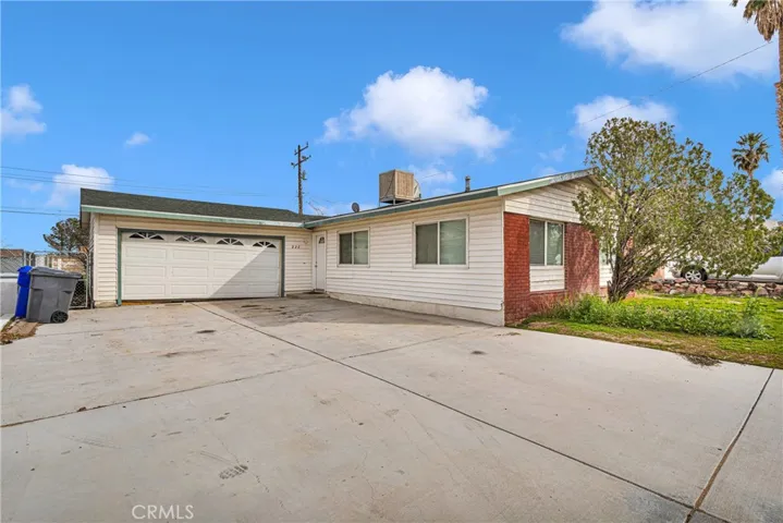 321 Date Avenue, Barstow, California 92311