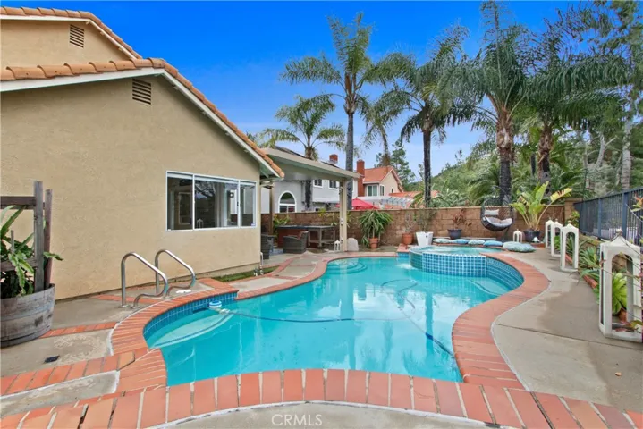23060 Sleeping Oak Drive, Yorba Linda, California 92887