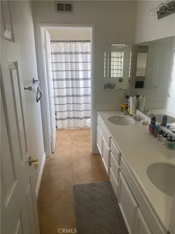 Upstairs bathroom