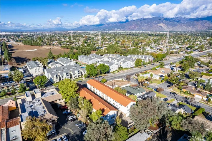 810 S Citrus Avenue, Azusa, California 91702